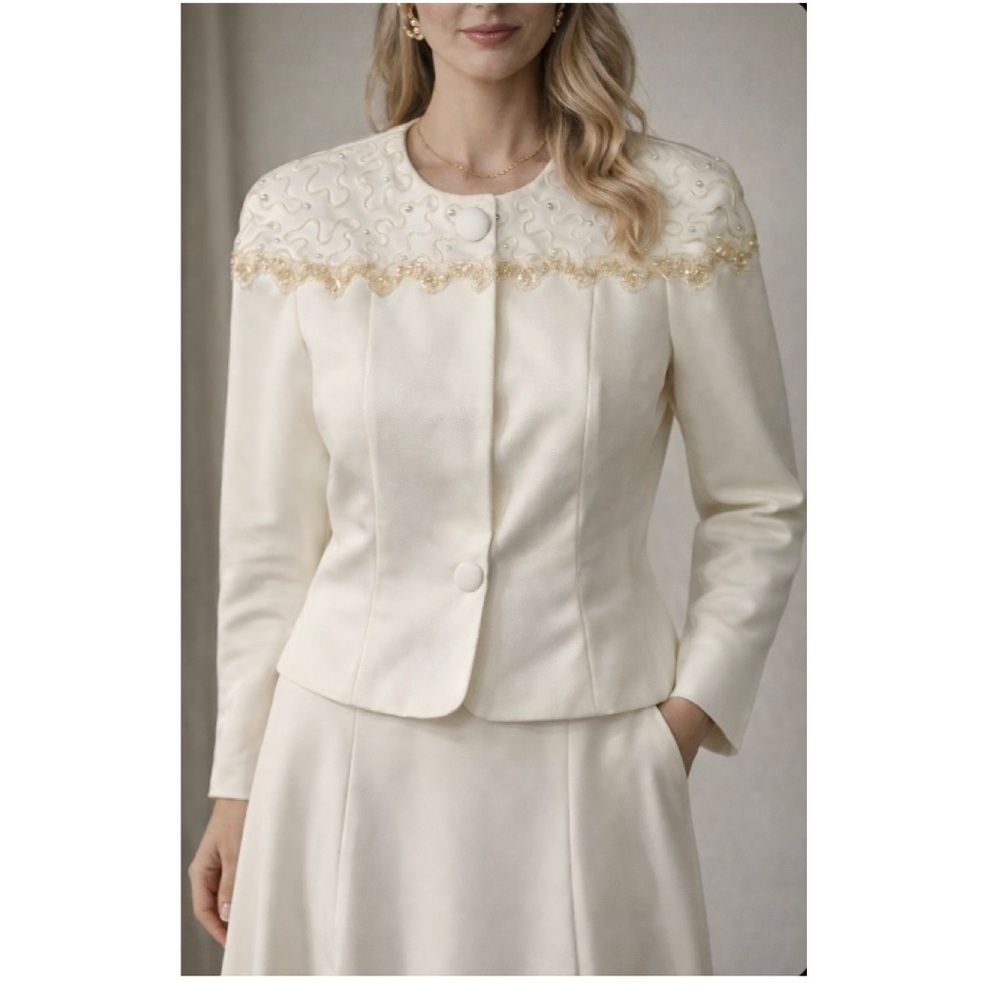 🪢 Vintage A.J. Bari Neiman Marcus Ivory Beaded Embellished Evening Jacket 8